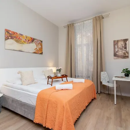Urban By Renters Appartamento Cracovia