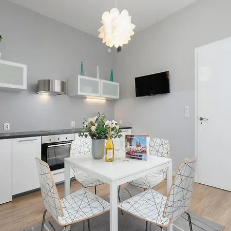 Urban By Renters Appartamento *