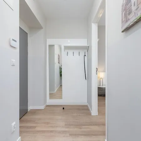 Appartamento Urban By Renters Cracovia