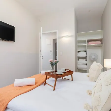 Urban By Renters *